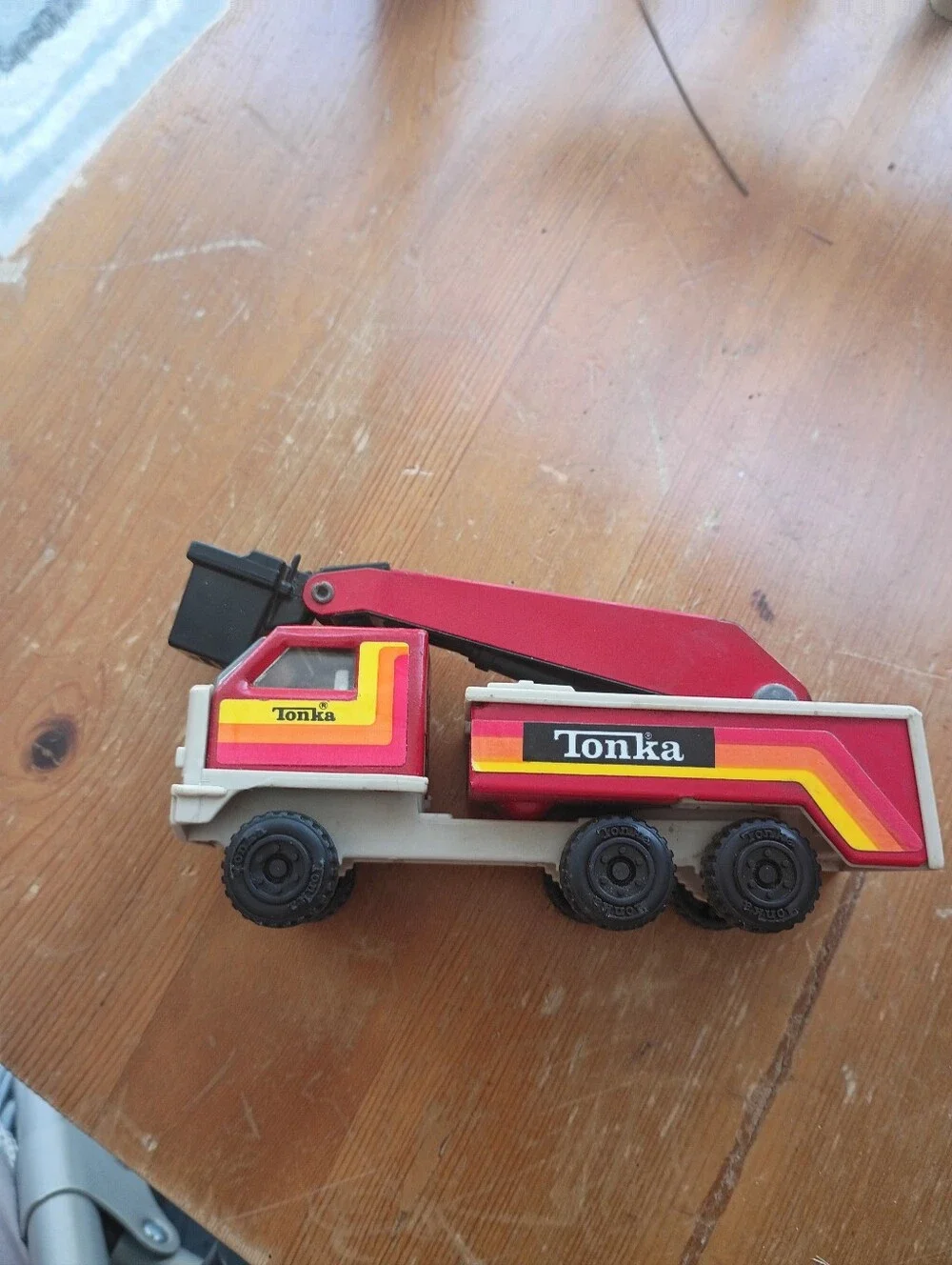 Vintage 1970's Tonka Boom Bucket Lift Truck RARE Red Version Pressed Steel
